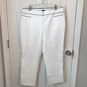 Ann Taylor Factory NWT white curvy ankle pants,  black trim at top, sz 14